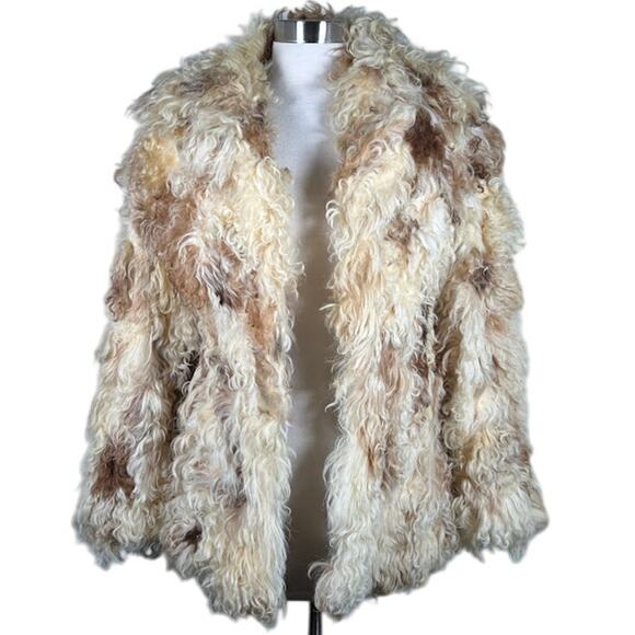 Vintage Women's Sheepskin Curly Coat Jacket XS/S Beige Toffee Boho Hippie - Picture 1 of 10